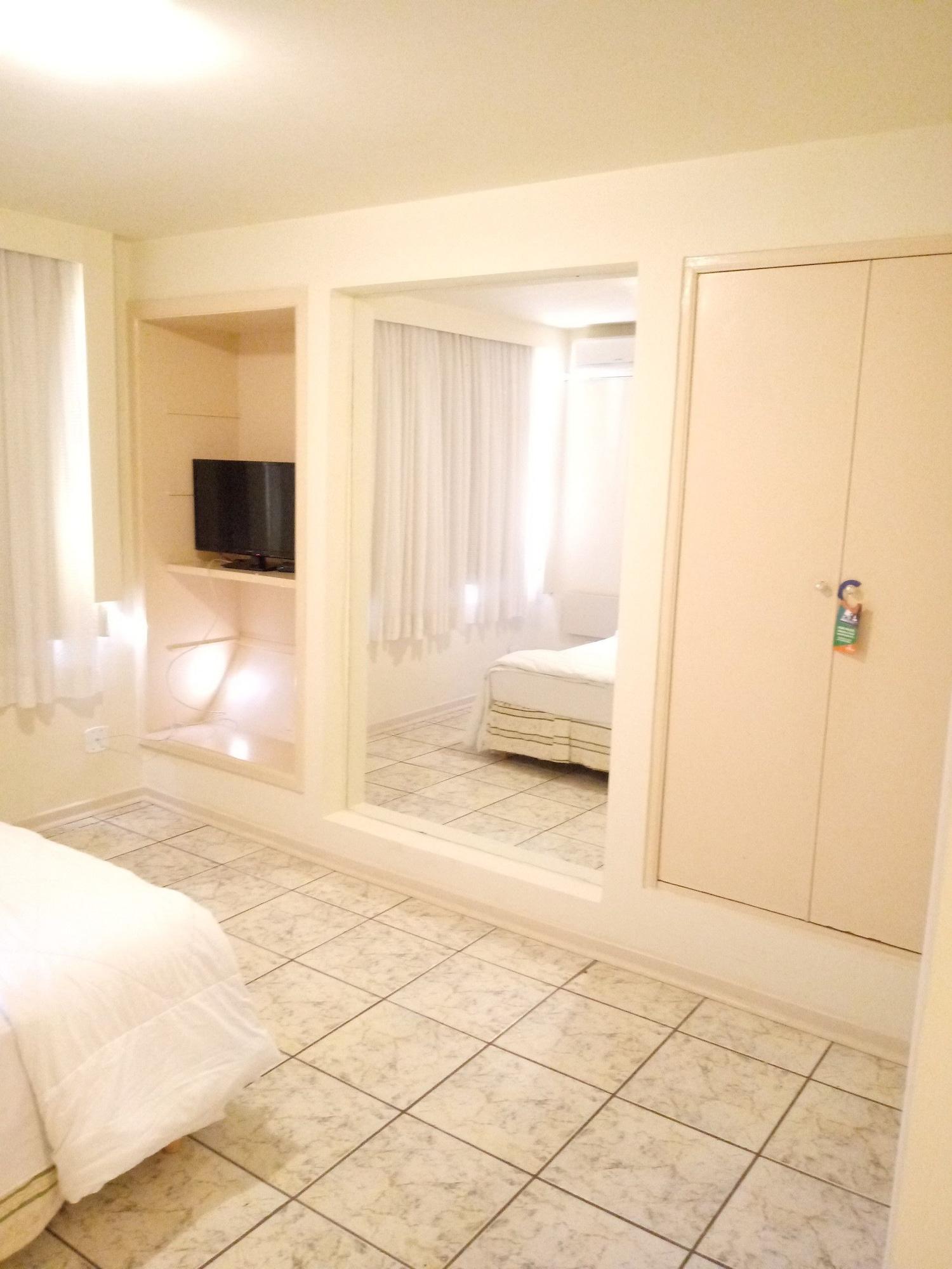 Hotel Harbor Inn ลอนดริน่า ภายนอก รูปภาพ